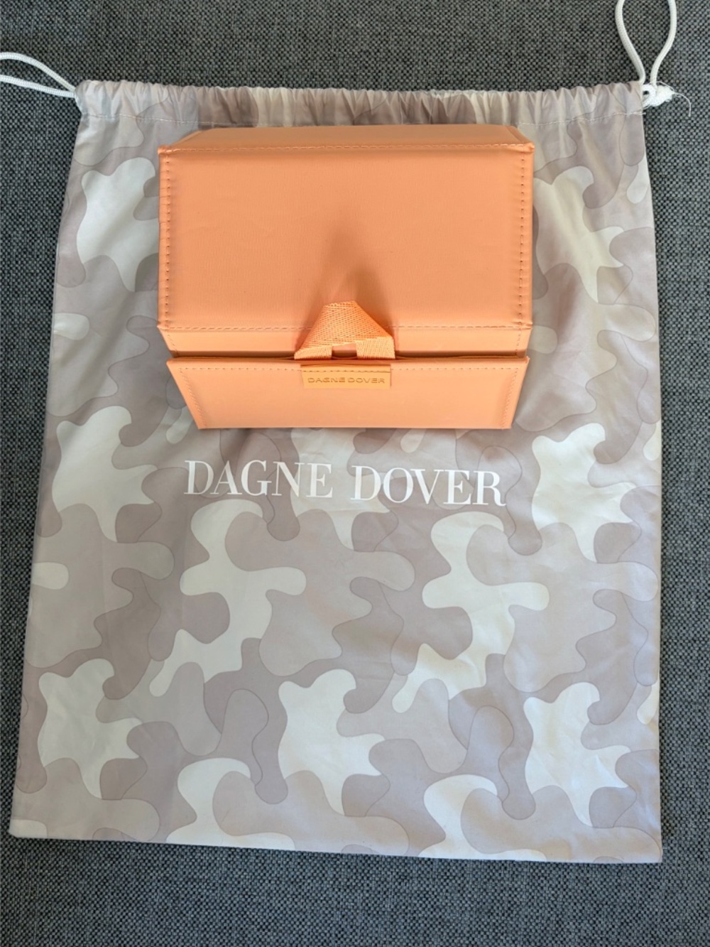 Dagne Dover Remi glasses case - Picture 3 of 4